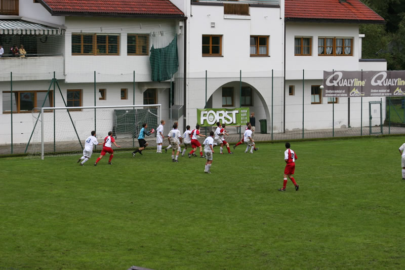 gal/Saison2008-2009- Pokal 1. Runde Hinspiel: Vintl - SV Reischach/2008-08-24 SVR gg. Vintl - Pokalhinspiel 400.jpg